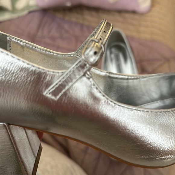 Steve Madden IRELEE Mary Jane Pump - Picture 5 of 7